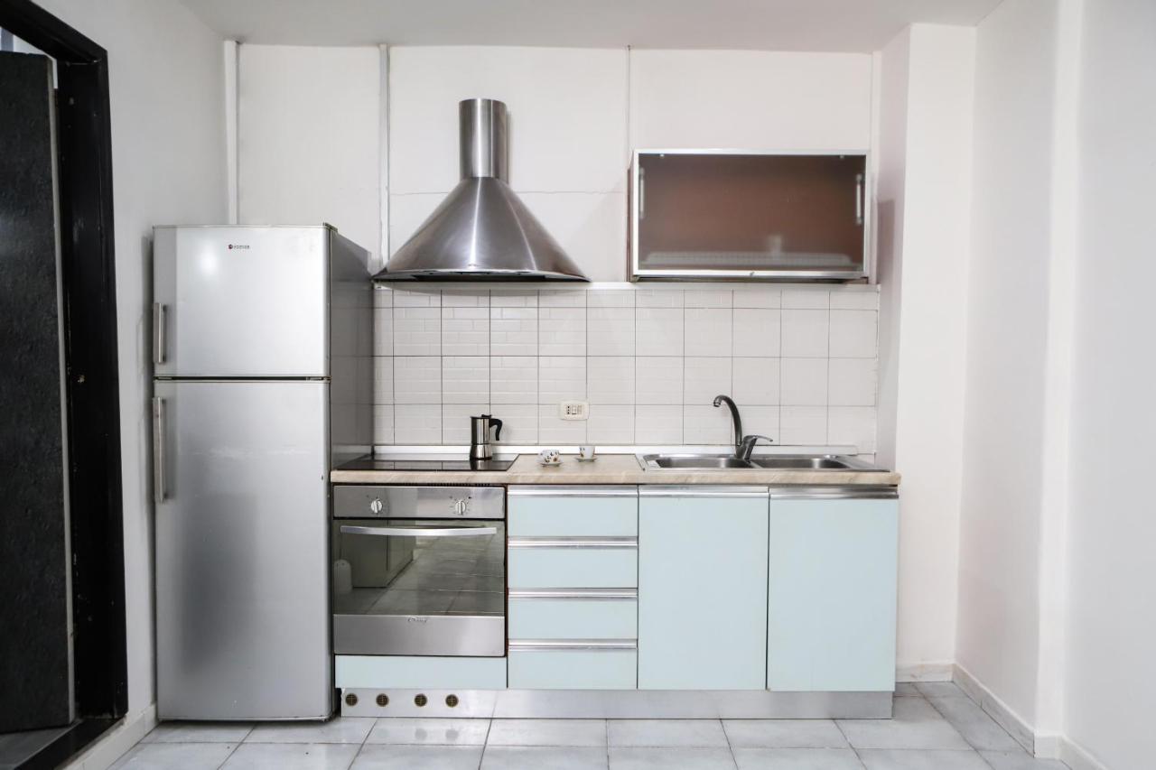 Napoli Centrale Budget Apartment Exterior photo