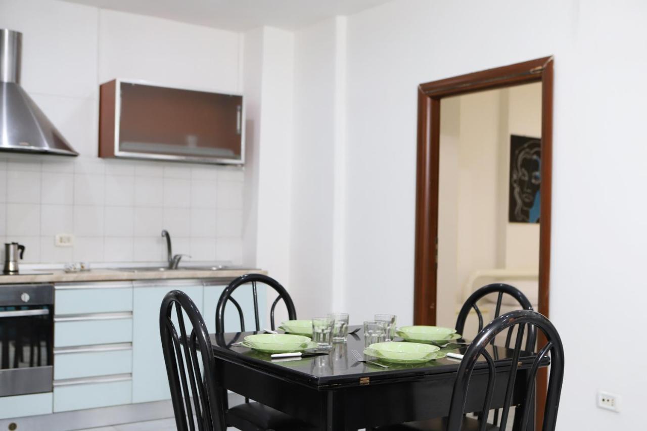 Napoli Centrale Budget Apartment Exterior photo