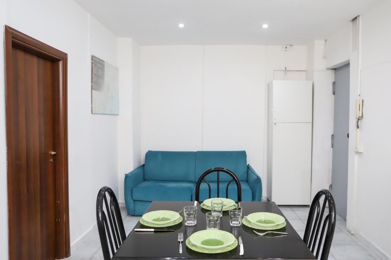 Napoli Centrale Budget Apartment Exterior photo